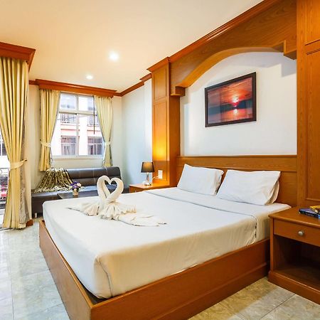 Oyo 739 Presley Guesthouse Phuket Patong Экстерьер фото