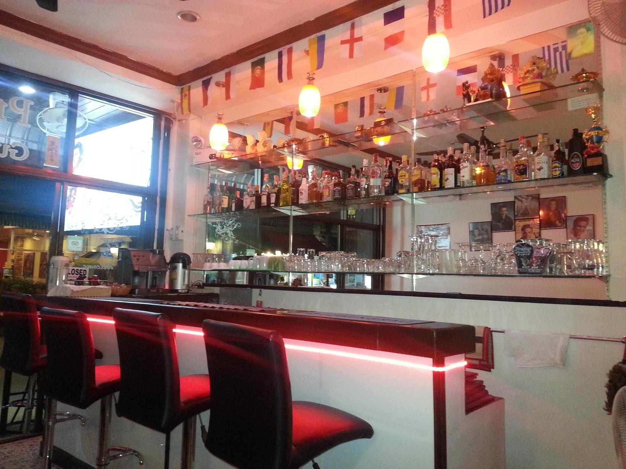 Oyo 739 Presley Guesthouse Phuket Patong Экстерьер фото
