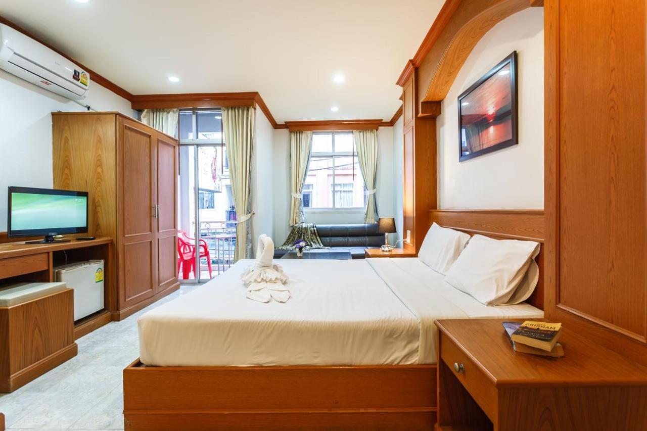 Oyo 739 Presley Guesthouse Phuket Patong Экстерьер фото